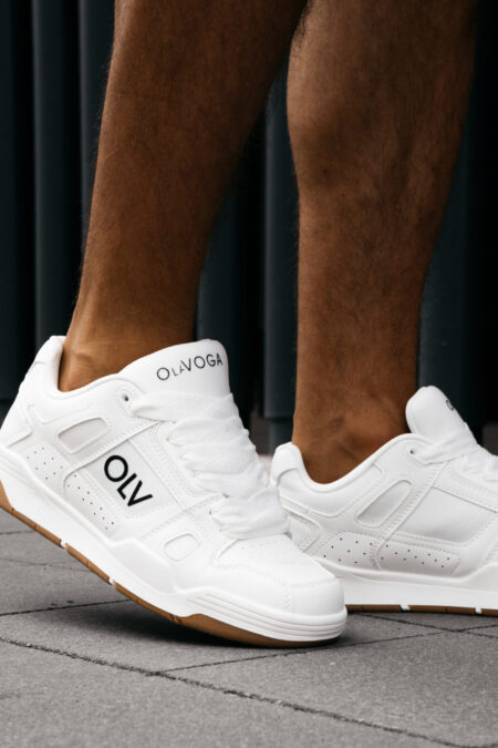 ola voga asher ferfi cipo