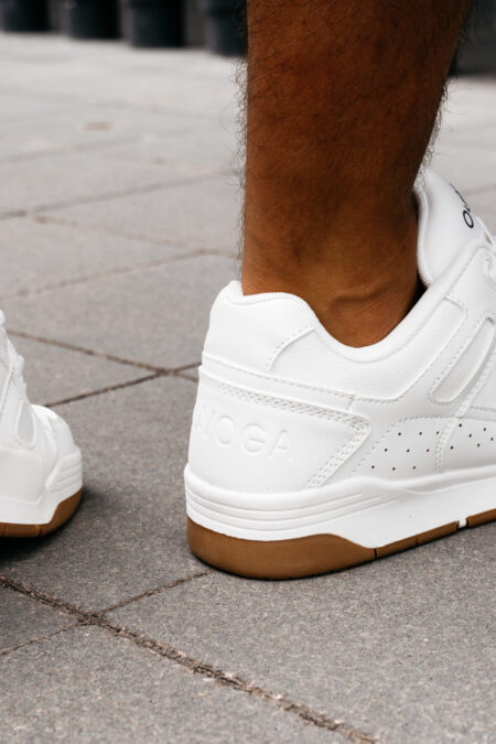 ola voga asher ferfi cipo