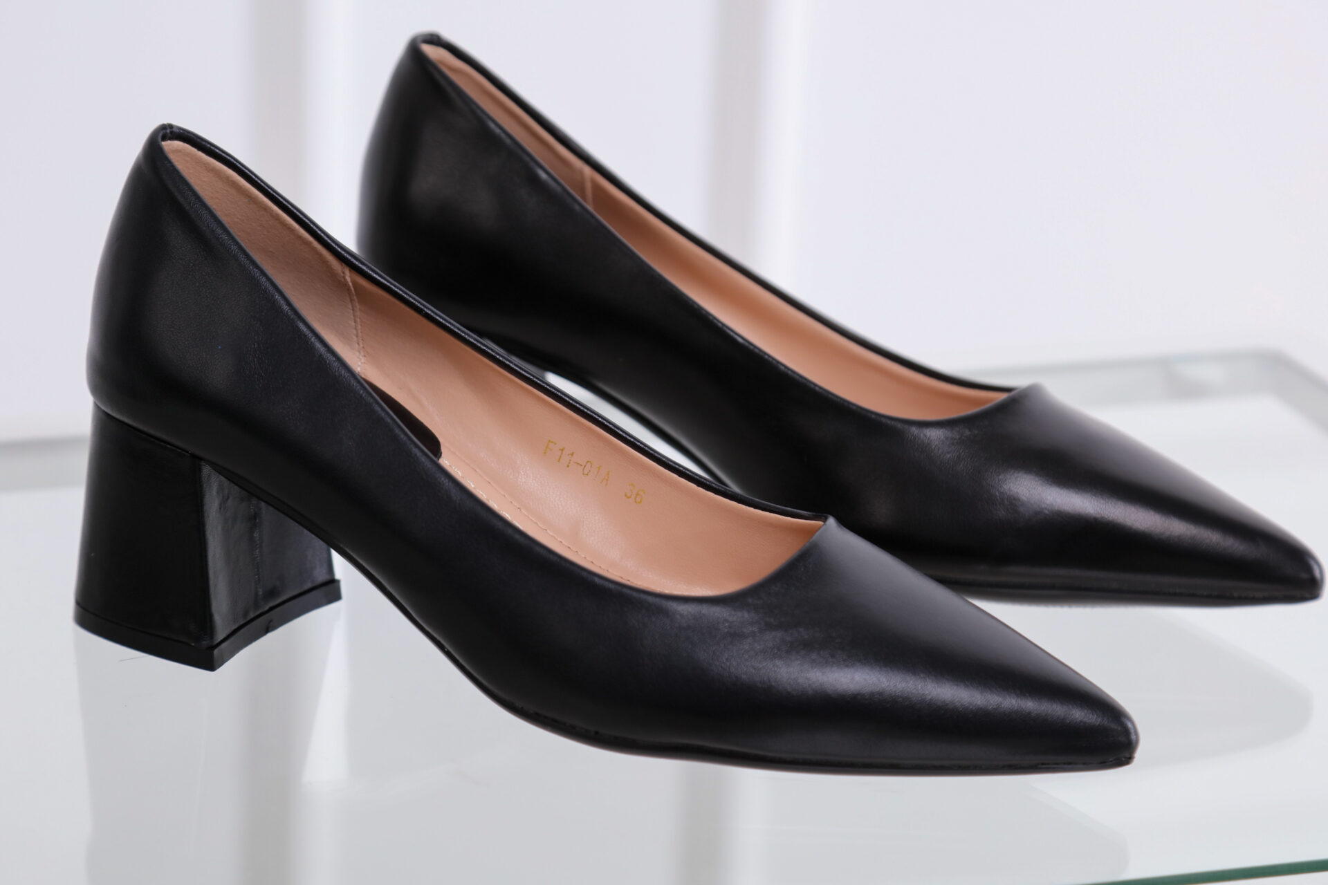 avantgard_fashion_noi_bor_elegans_cipo_francesco_milano_italy_