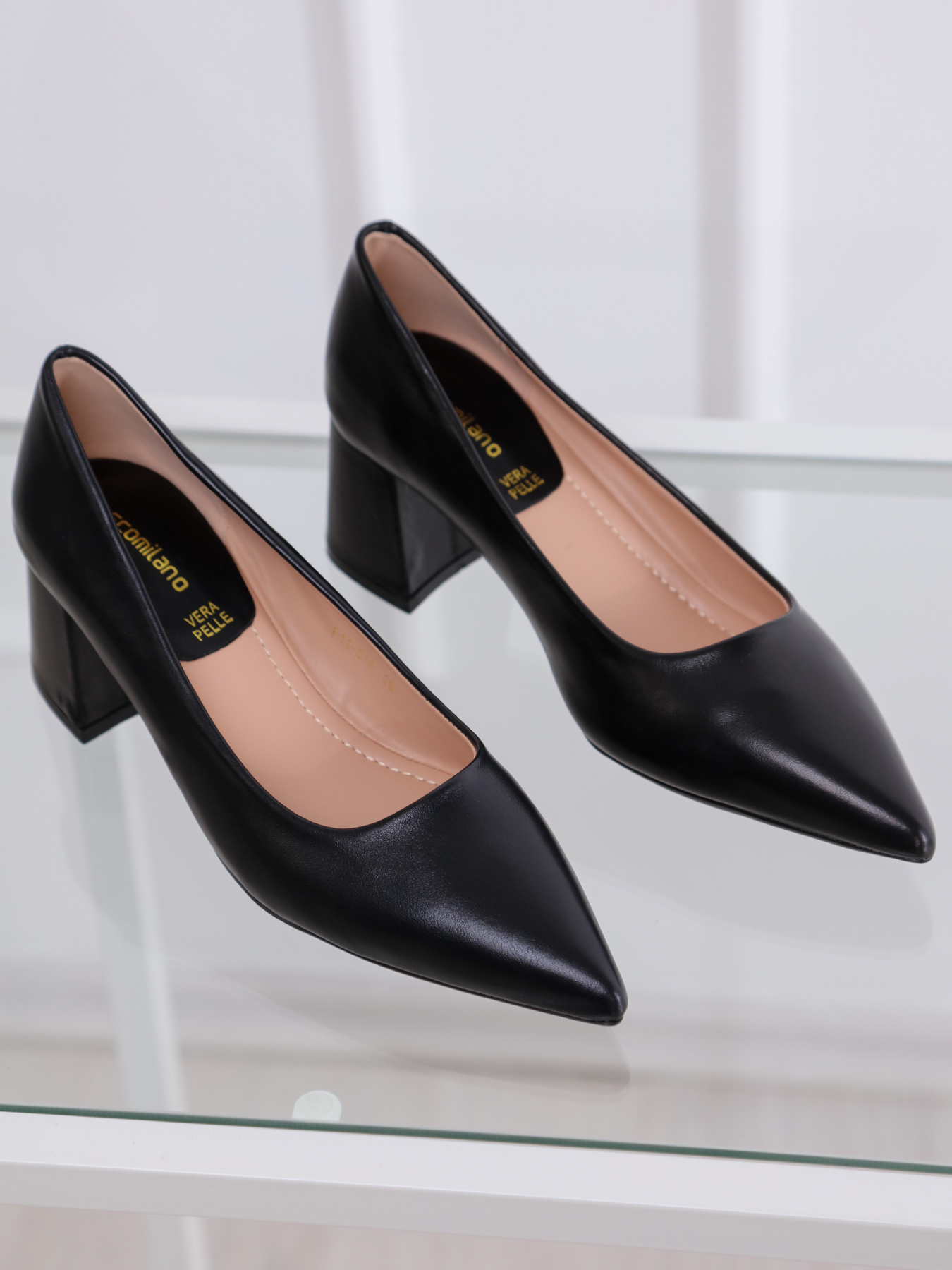 avantgard_fashion_noi_bor_elegans_cipo_francesco_milano_italy_