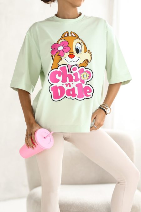 A menta színű, vidám és divatos ENISA Chip and Dale rövid ujjú női póló könnyed tavaszi, nyári viselet! Over Size női modell, amely bármely alkaton jól mutat.