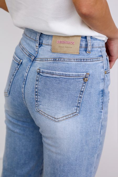 Avantgard_collection_2025_tavasz_noi_elasztikus_boszaru_farmer_vilagoskek_