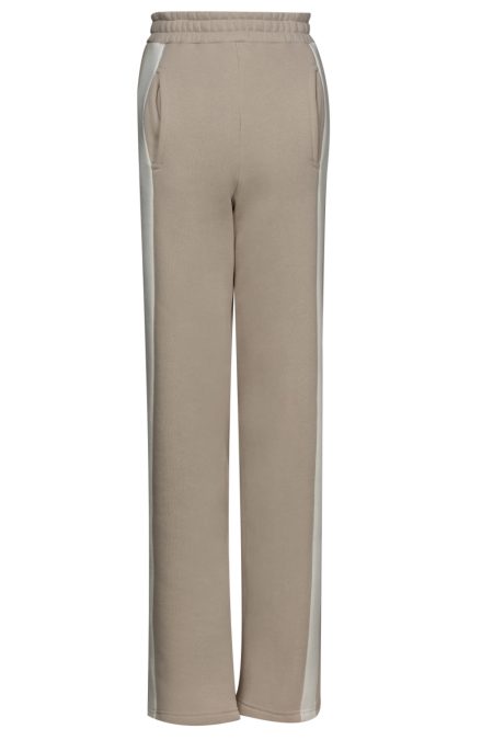 avantgard_collection_PLAVOGA_2025_tavasz_DABI-melegito_szett_bezs_fekete_