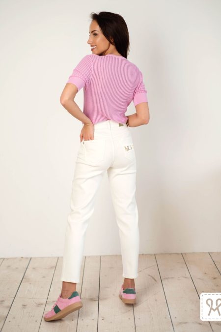 avantgard_collection_noi_MAGENTA_feher_farmer_nadrag_limitalt_kiadas_2025_tavasz_Magenta_2025_tavasz_logozott_