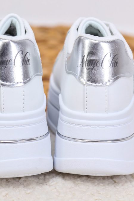 avantgard_collection_noi_mayochix_cipo_2025_tavasz_feher_ezust_