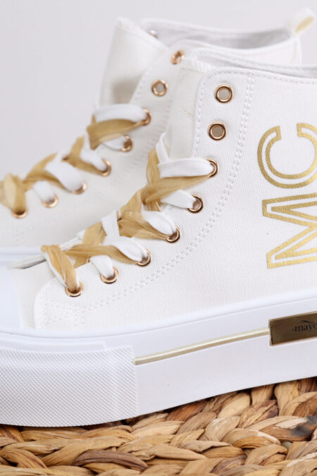 avantgard_collection_MAYOCHIX_noi_cipo_nyar_2025_magasszaru_feher_