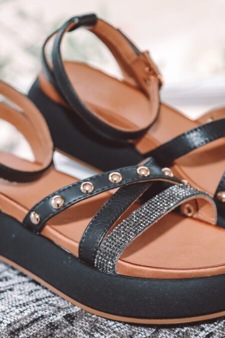 avantgard_collection_INUOVO_noi_bor_szandal_nyar_2025_fekete_strasszkoves_