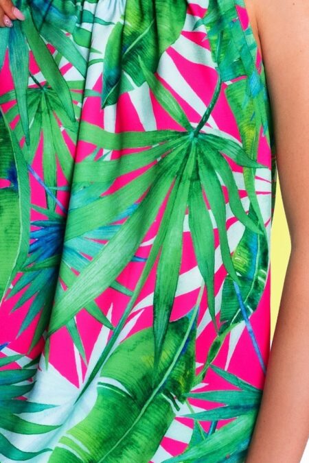 A fix anyagból készült, légies, zöld színű Mayo Chix ABIGAIL nyári mintás kis női ruha minden nyári programhoz ideális választás, hála a színes mintának.