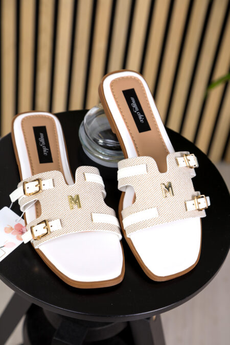 avantgard_collection_MayoChix_papucs_fekete_feher_elegans_nyar_2025_