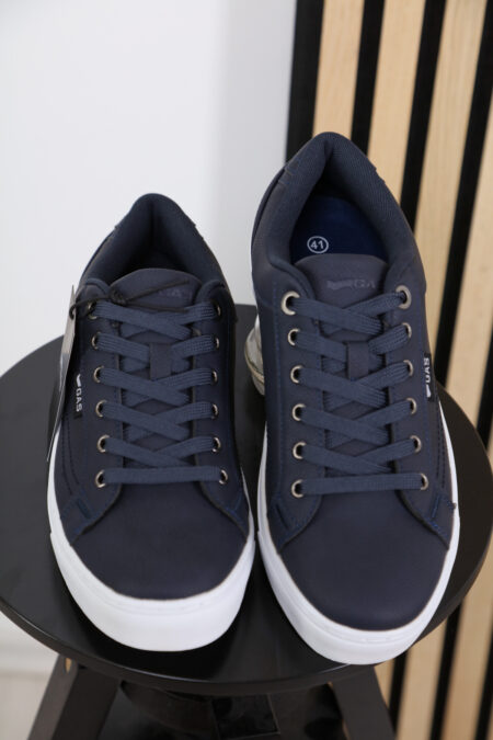 avantgard_collection_GAS_sportos_ferfi_cipo_kek_2025_OSZ_