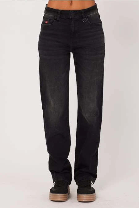 Avantgard_Collection_RETRO_JEANS_noi_kotott_felso_2025_osz