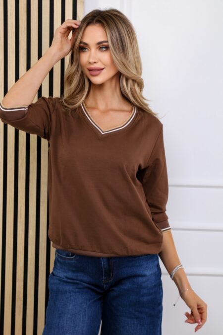 Avantgard_Collection_noi_sportos_felso_2025_osz