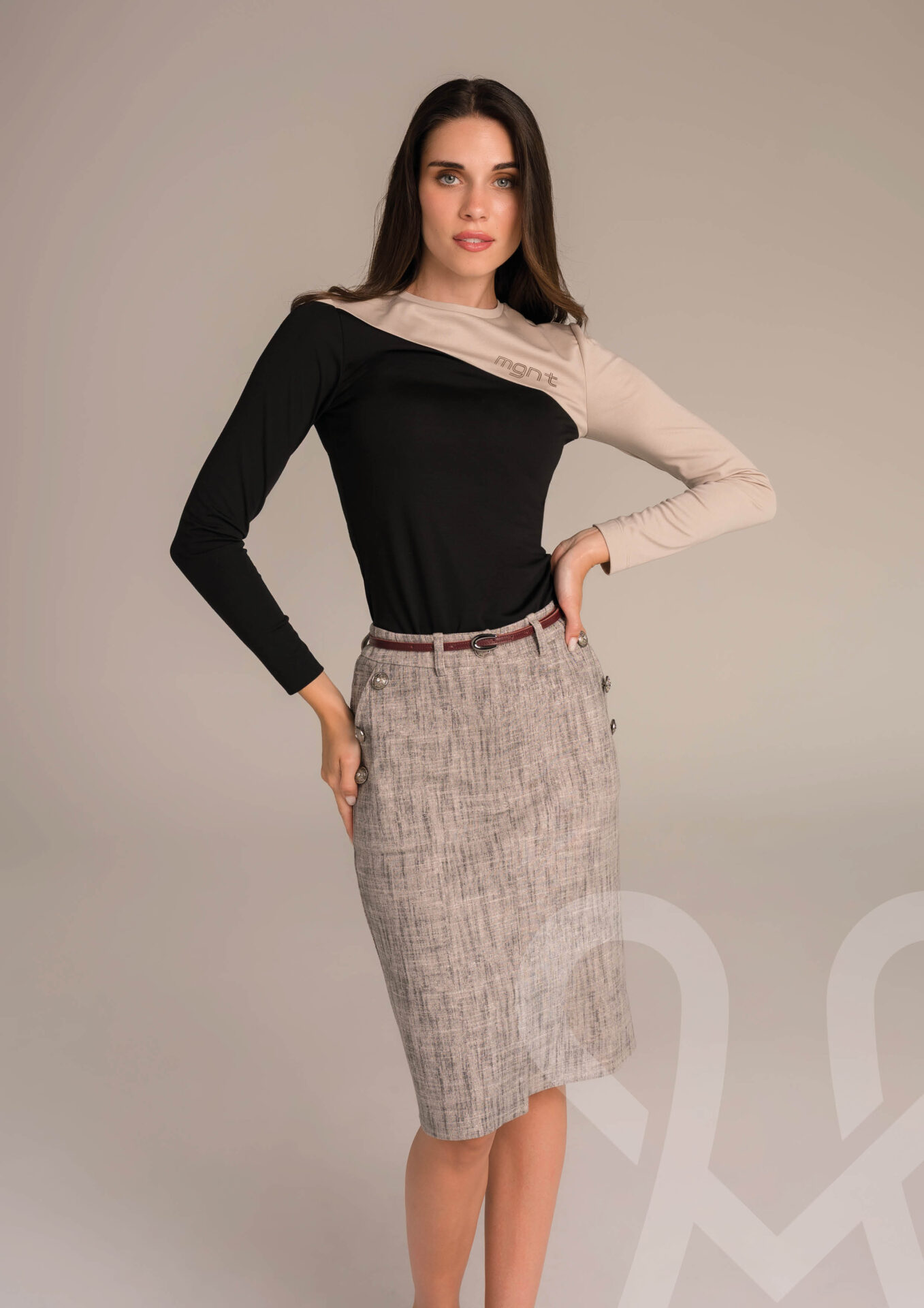 Avantgard_Fashion_magenta-hosszu-ujju-felso-2025_osz_