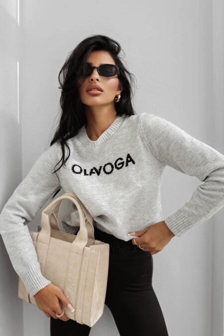 Avantgard_Collection__OLA_VOGA_noi_kotott_pulcsi_2025_osz