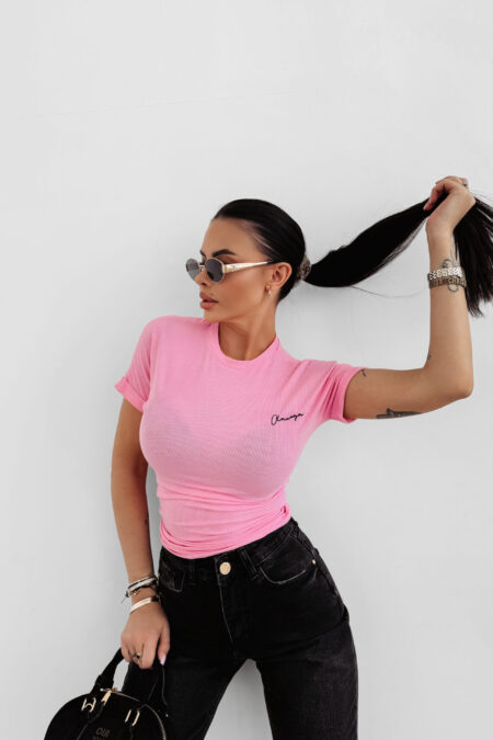 Avantgard_Fashion_olavoga-rovid-ujju-felso-2025_osz_