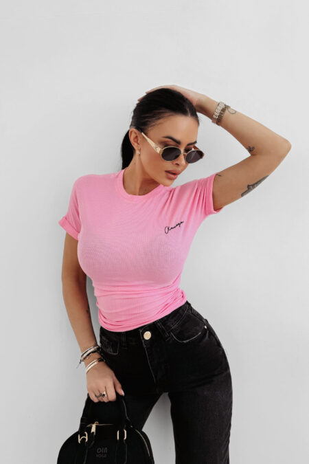 Avantgard_Fashion_olavoga-rovid-ujju-felso-2025_osz_