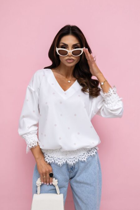 avantgardfashion_tavasz_2026_noi_elegans_csipkes_felso_