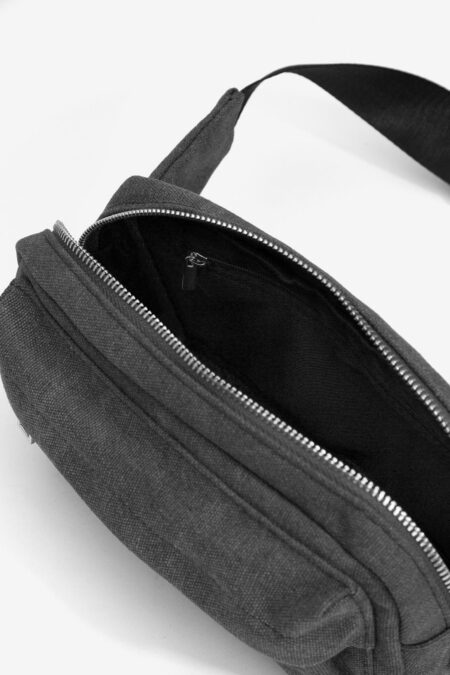 Avantgardfashion_2026_tavasz_Tiffosi_ferfi_ovtaska_