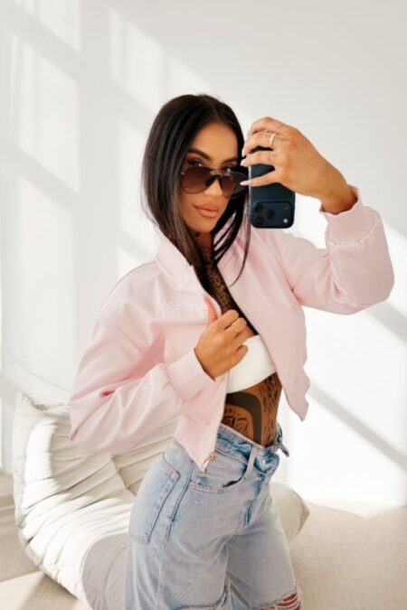 Avantgardfashion_2026_tavasz_Ola_Voga_tavaszi_dzseki_noi_