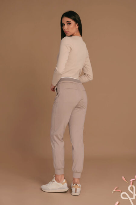 Avantgardfashion_2026_tavasz_MAGENTA_FELSO_