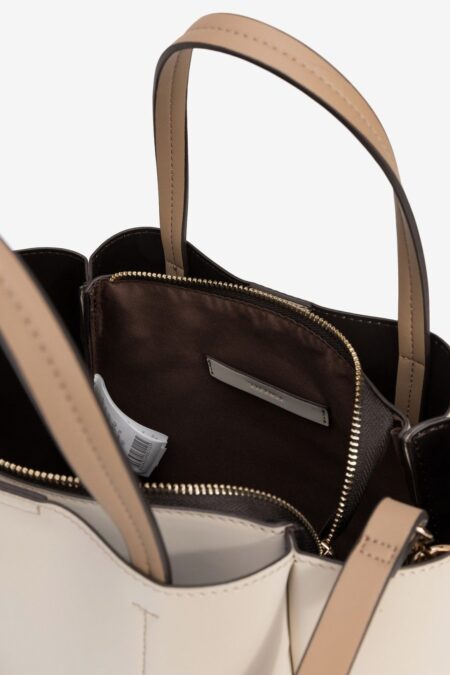 Alternative view of Tiffosi DANIELA női táska kulcstartóval