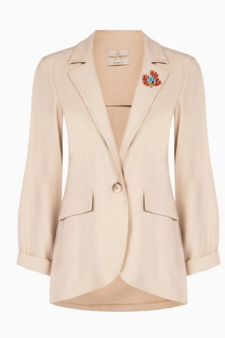 Avantgardfashion_2026_nyar_Rinascimento_blézer_noi_