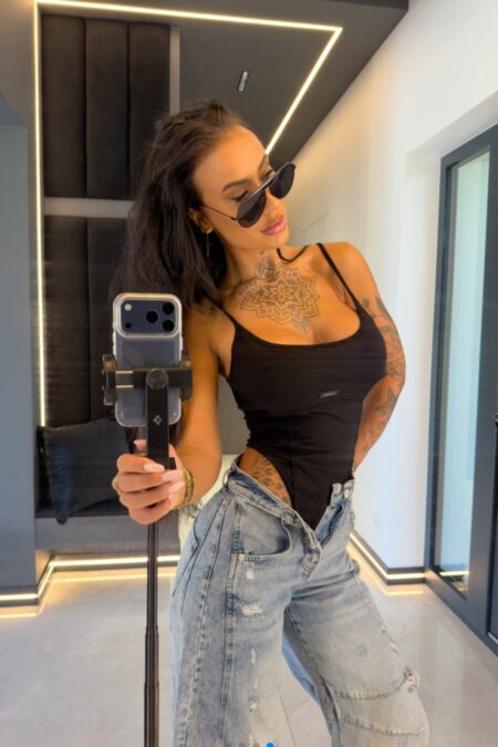 Ola Voga VIA body